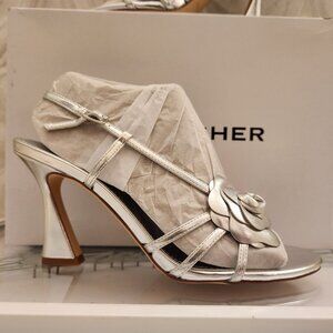 Marc Fisher "Hallan" Silver Heeled Sandals. NIB. Size 8.